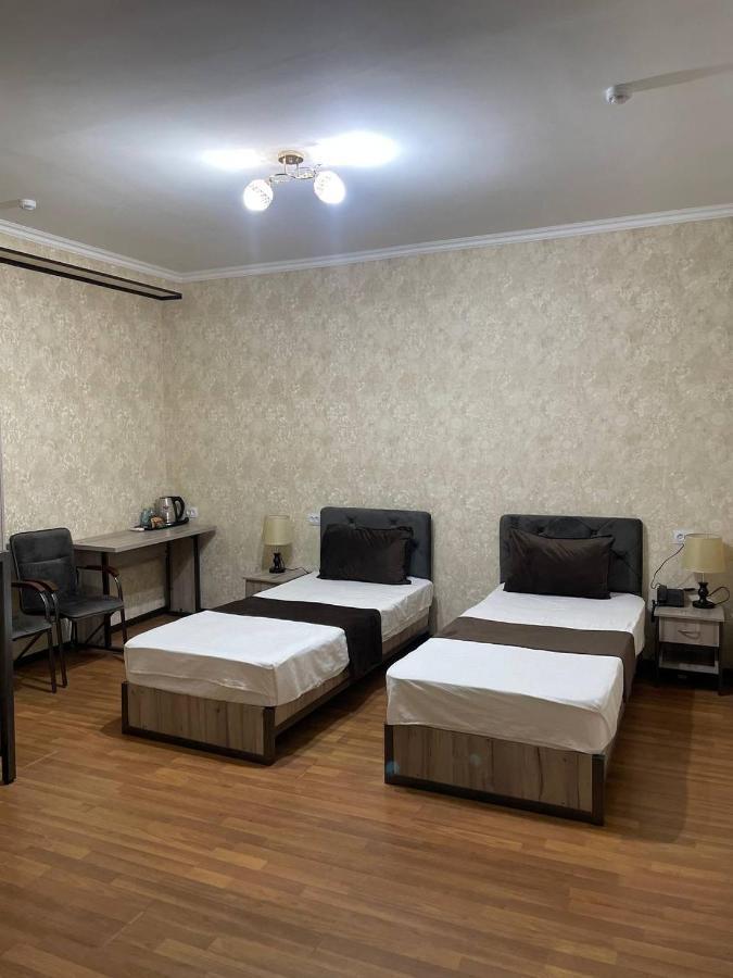 Yantai Hotel Tasken Kültér fotó