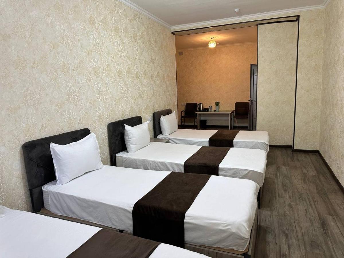 Yantai Hotel Tasken Kültér fotó